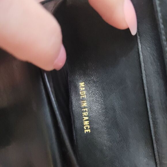 CHANEL Vintage Black Caviar With Gold Coin Compartment Small Wallet GUC 4.5" x 4 - Picture 7 of 10